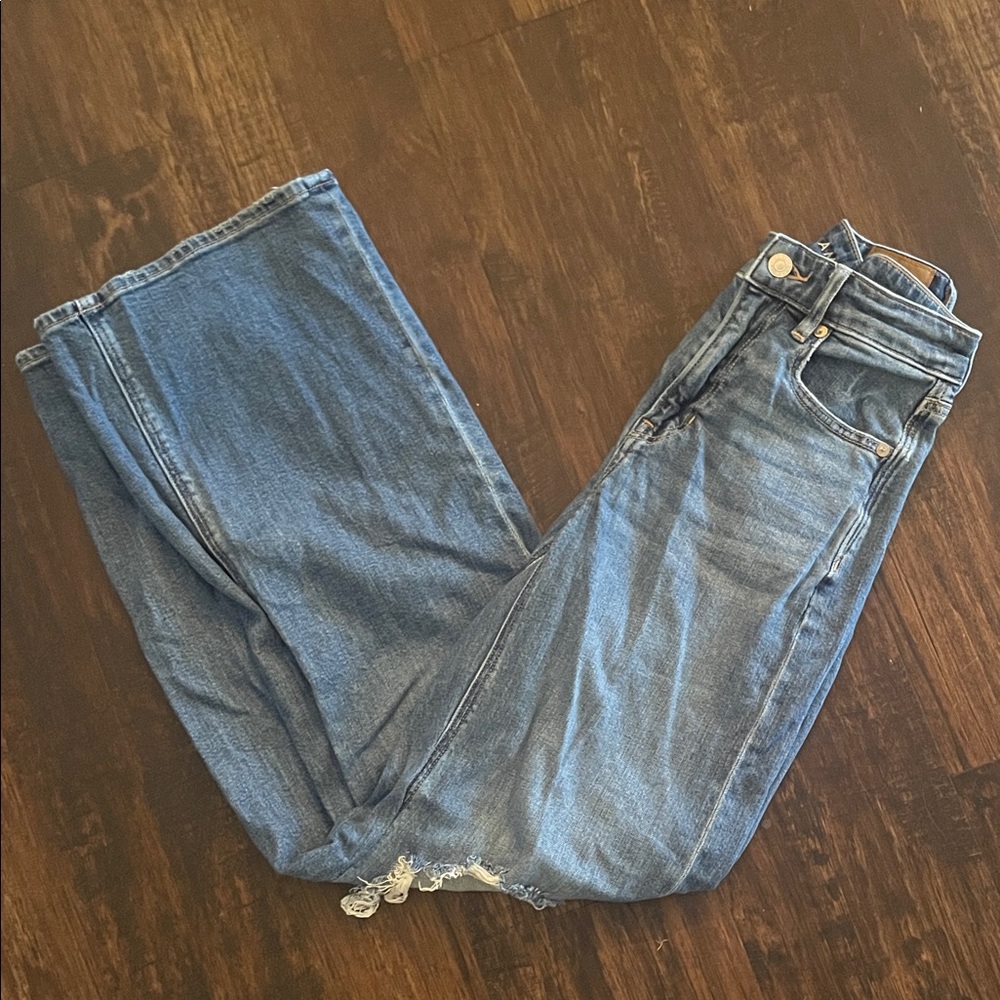 American Eagle high waisted stretchy jeans
